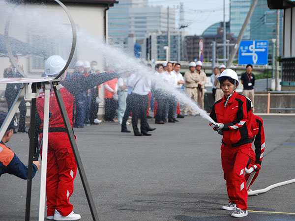 ���q���h�����h���@�P����